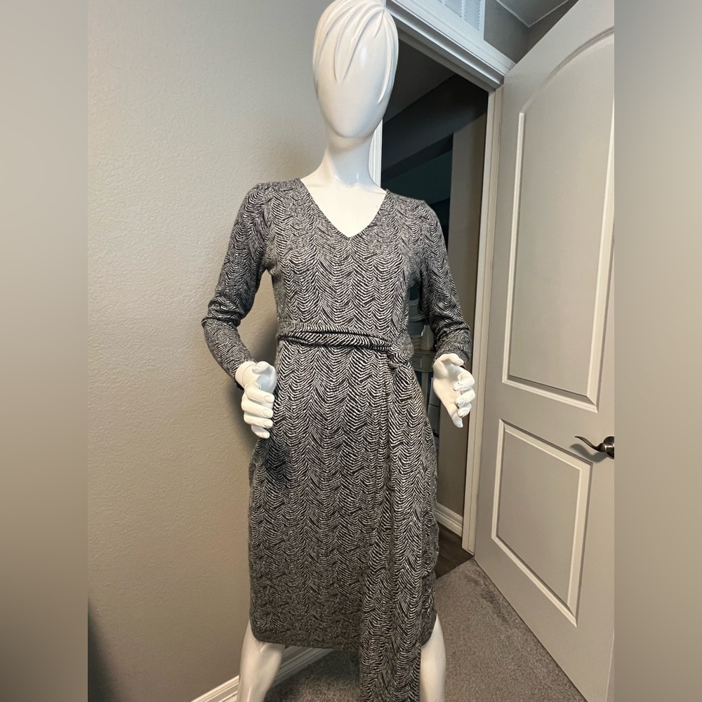 WHBM Petite Cozy Midi Dress with Twisted Belt size SP